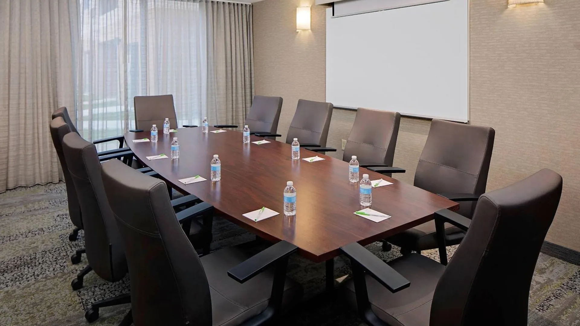 ***  Courtyard By Marriott Richmond Airport Hotel Sandston United States
