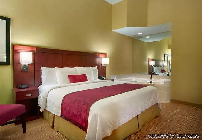 Courtyard By Marriott Richmond Airport Hotel Sandston